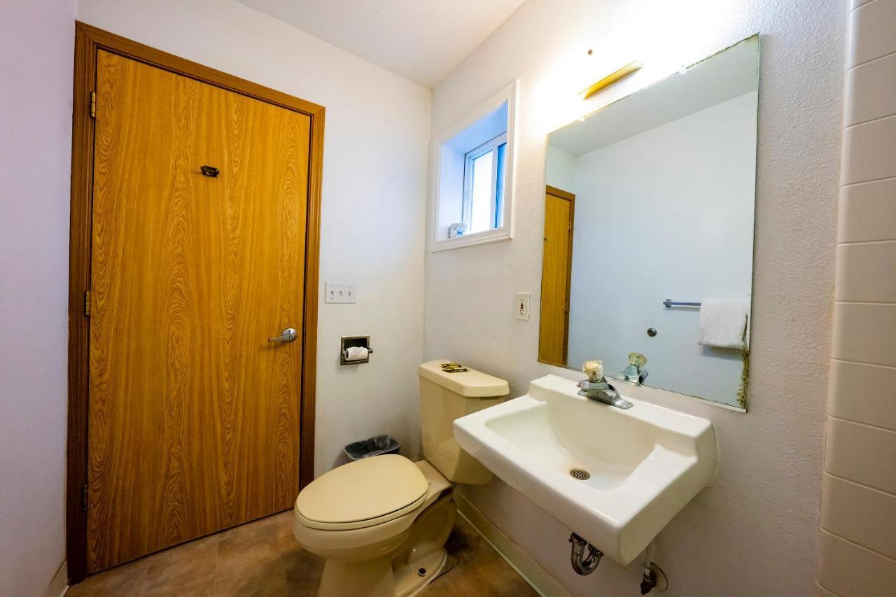 Oyo Riverside Inn John Day Or Екстер'єр фото