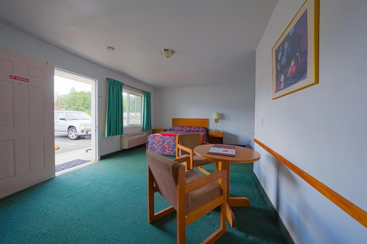 Oyo Riverside Inn John Day Or Екстер'єр фото