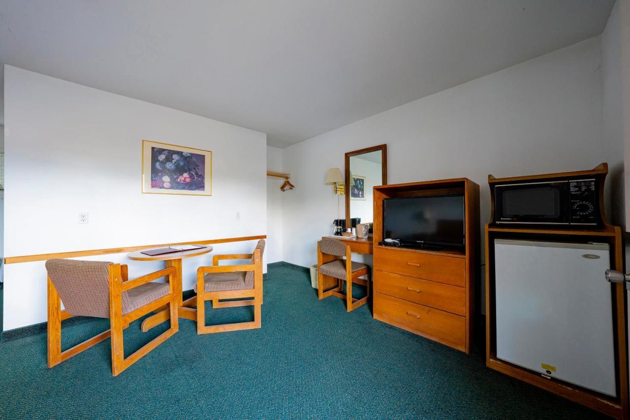 Oyo Riverside Inn John Day Or Екстер'єр фото