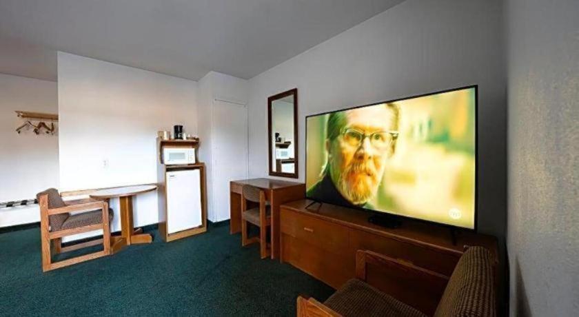 Oyo Riverside Inn John Day Or Екстер'єр фото
